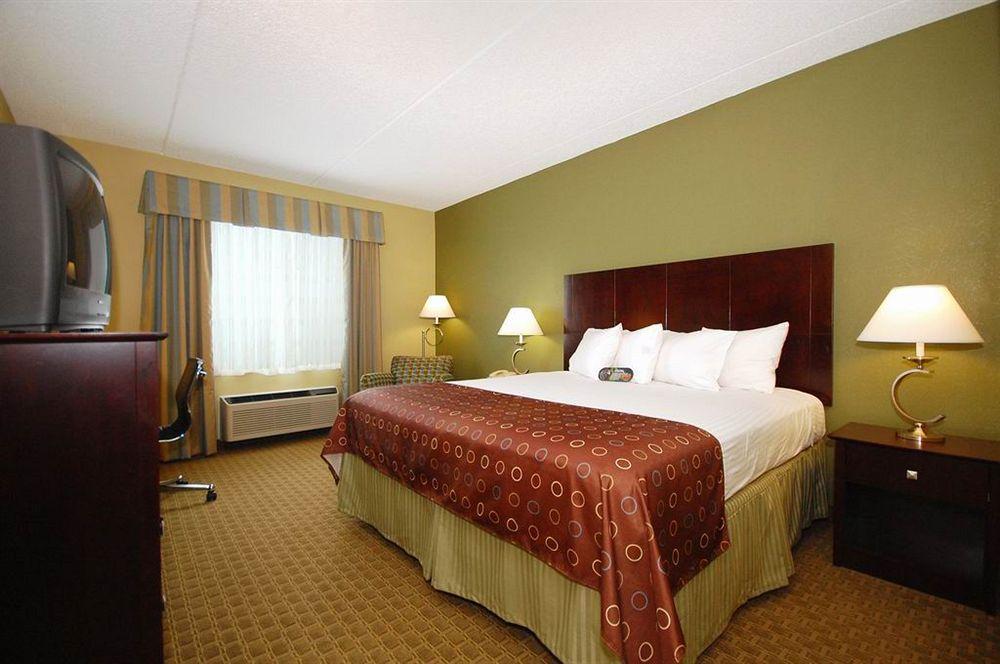 Best Western Airport Inn & Suites Cleveland Brook Park Δωμάτιο φωτογραφία