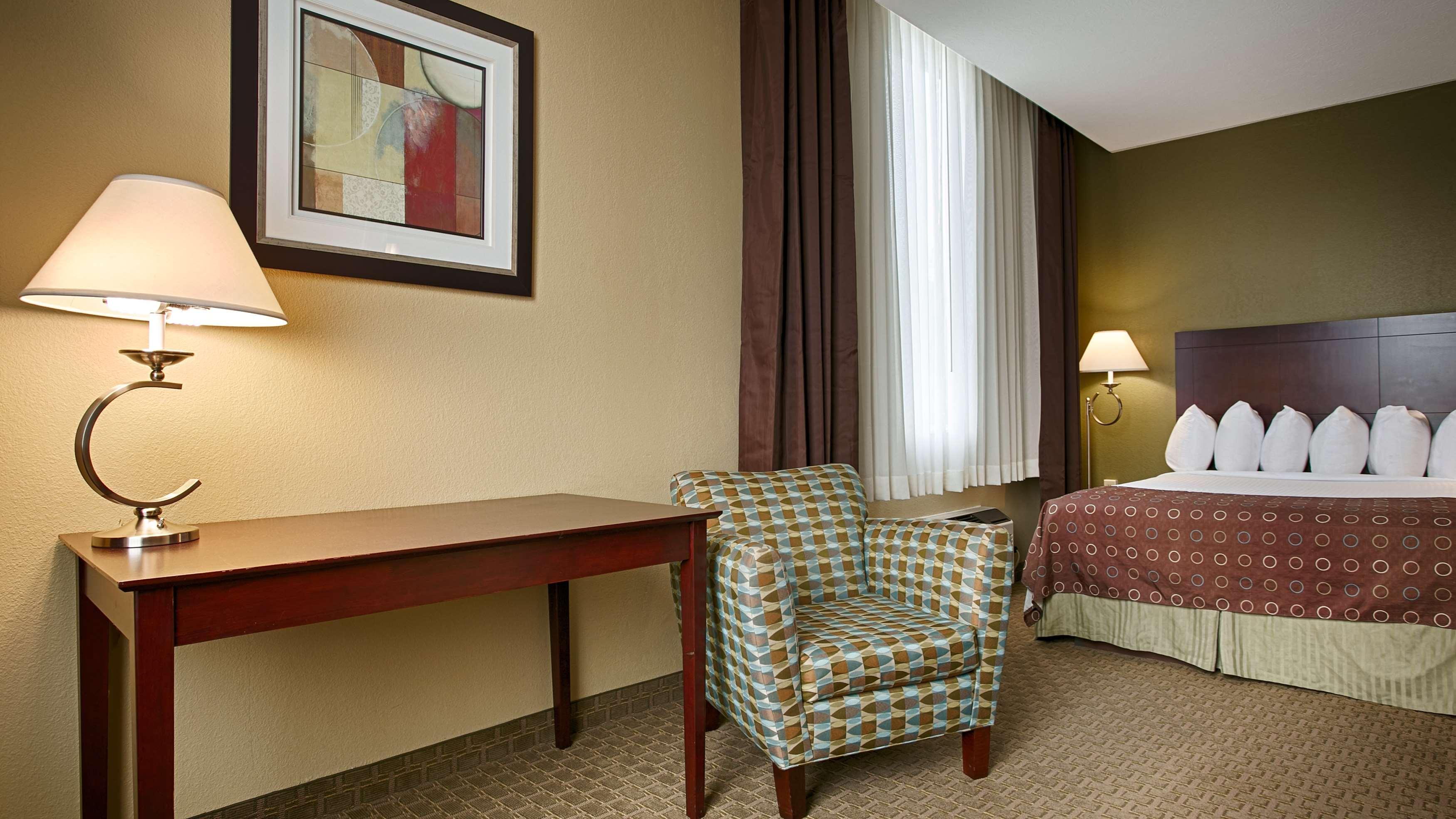 Best Western Airport Inn & Suites Cleveland Brook Park Εξωτερικό φωτογραφία