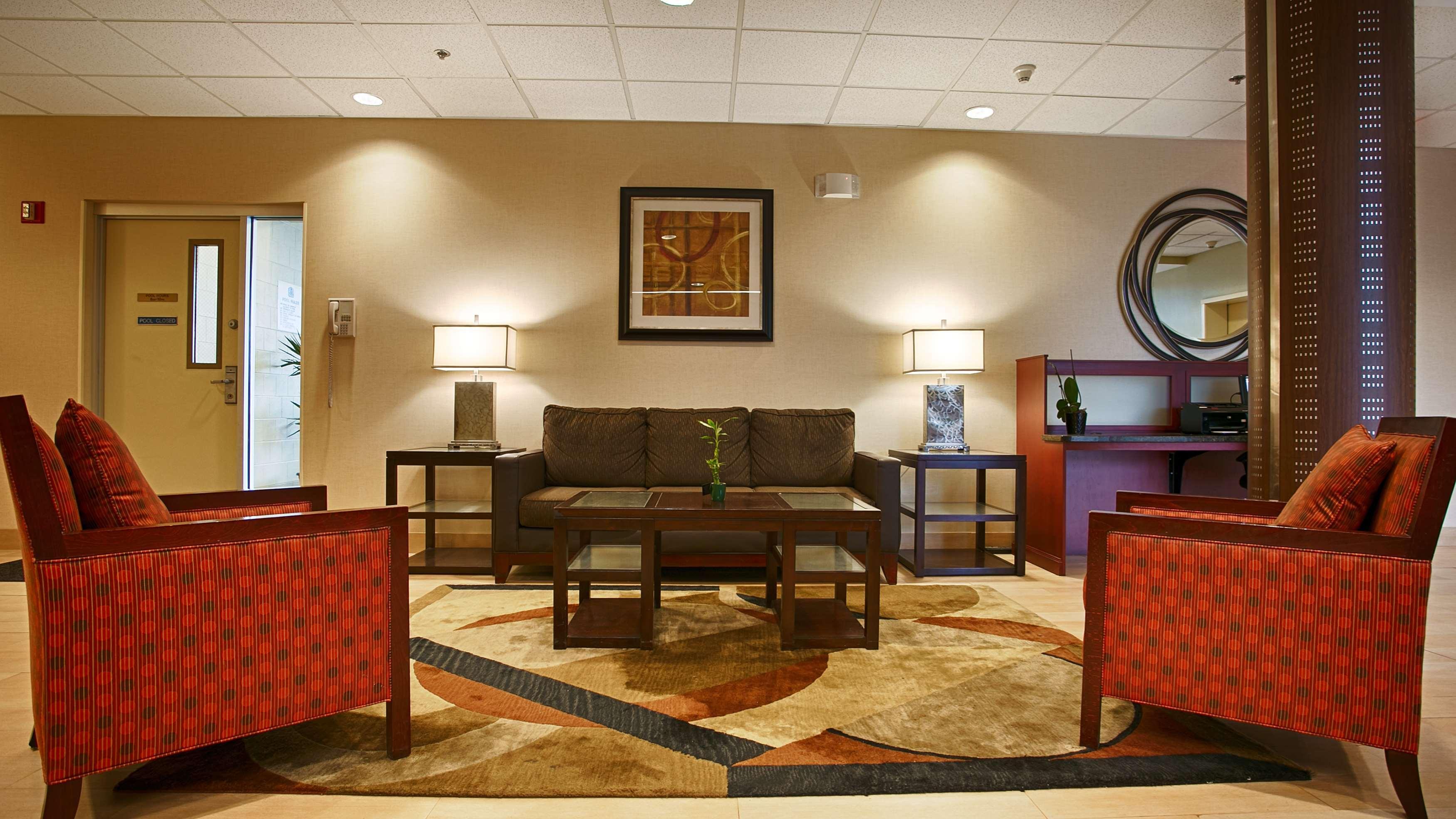 Best Western Airport Inn & Suites Cleveland Brook Park Εξωτερικό φωτογραφία