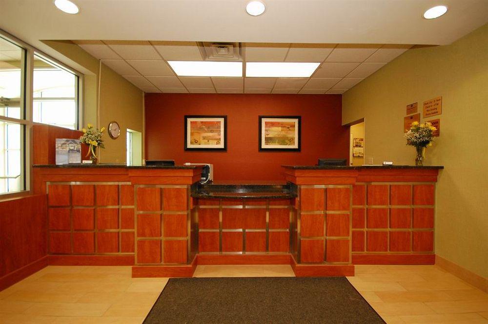 Best Western Airport Inn & Suites Cleveland Brook Park Εξωτερικό φωτογραφία