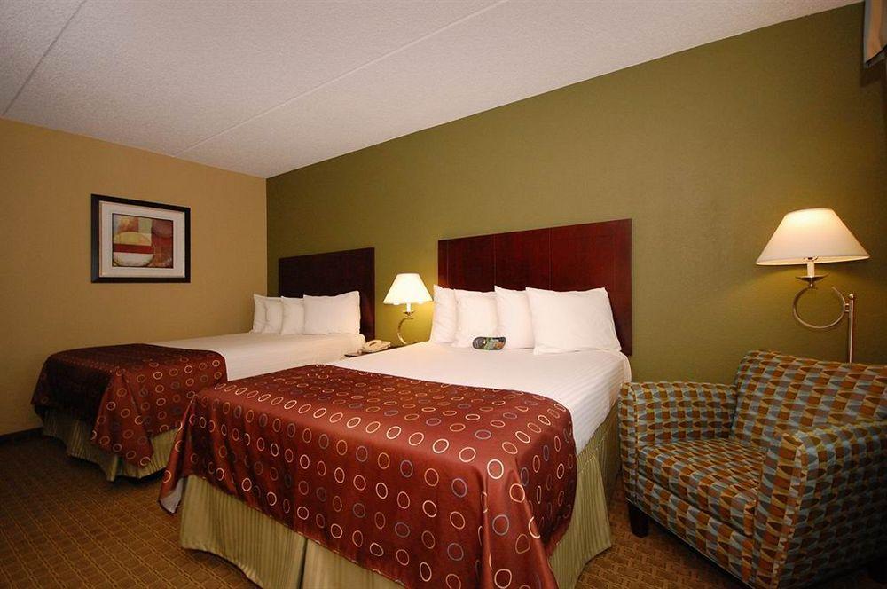 Best Western Airport Inn & Suites Cleveland Brook Park Δωμάτιο φωτογραφία