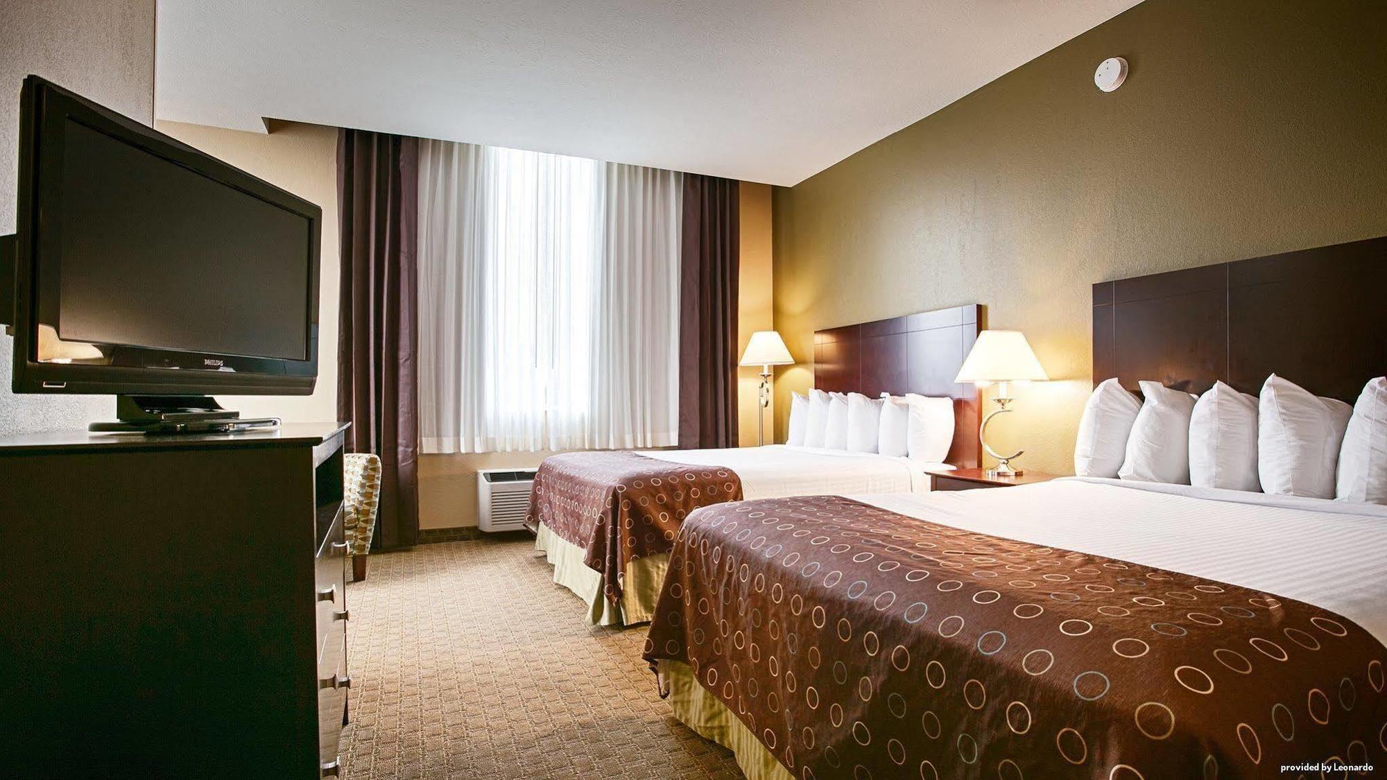 Best Western Airport Inn & Suites Cleveland Brook Park Εξωτερικό φωτογραφία
