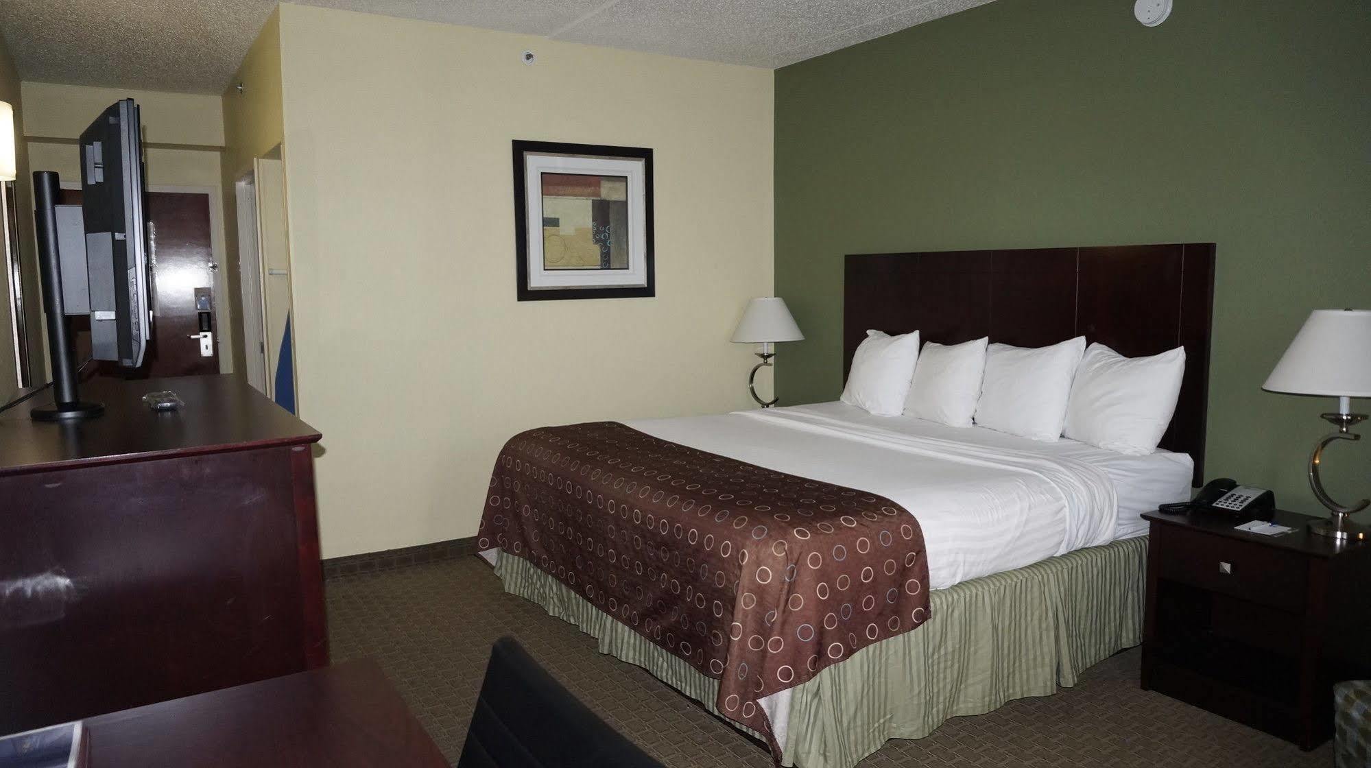 Best Western Airport Inn & Suites Cleveland Brook Park Εξωτερικό φωτογραφία