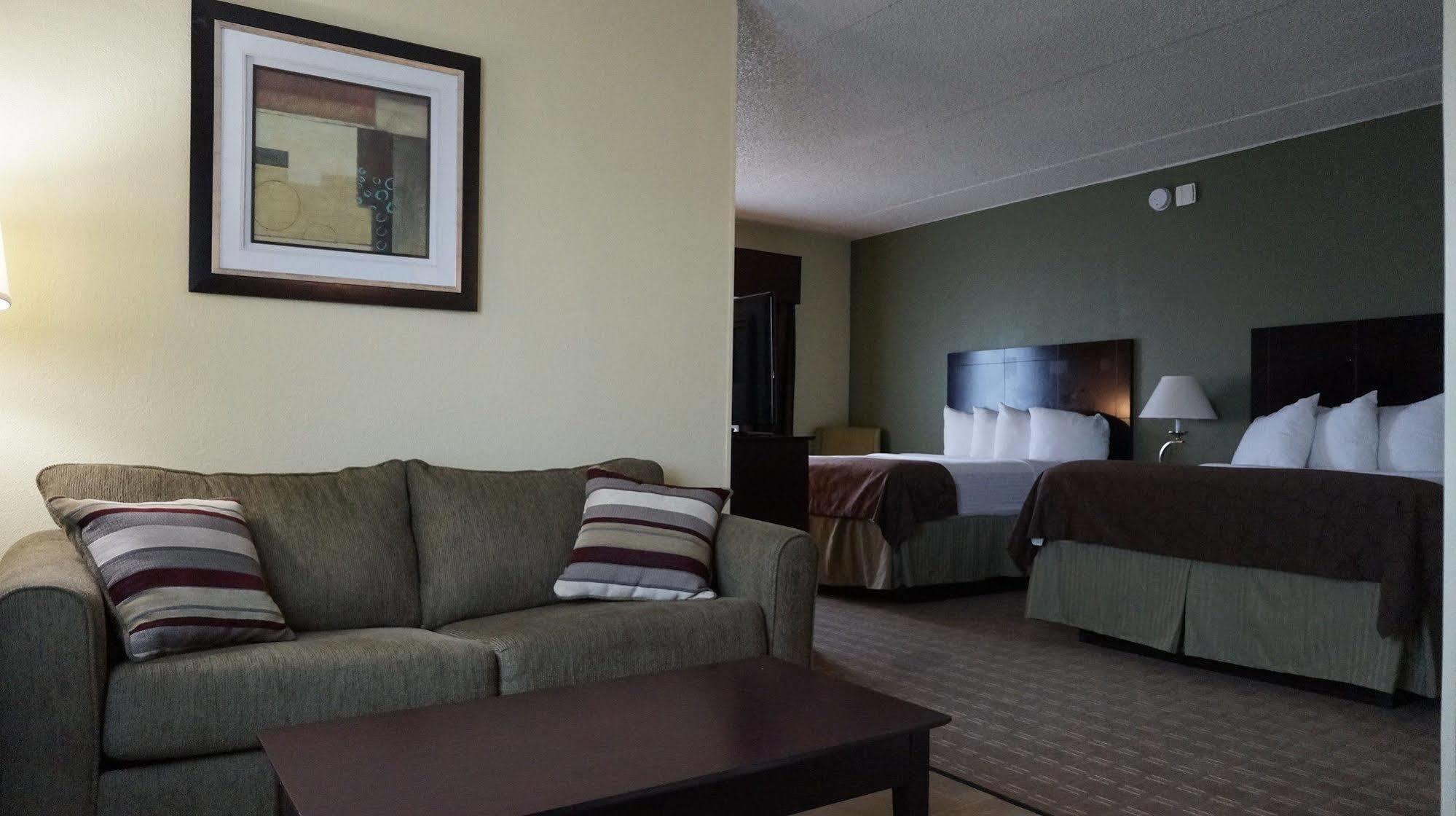 Best Western Airport Inn & Suites Cleveland Brook Park Εξωτερικό φωτογραφία